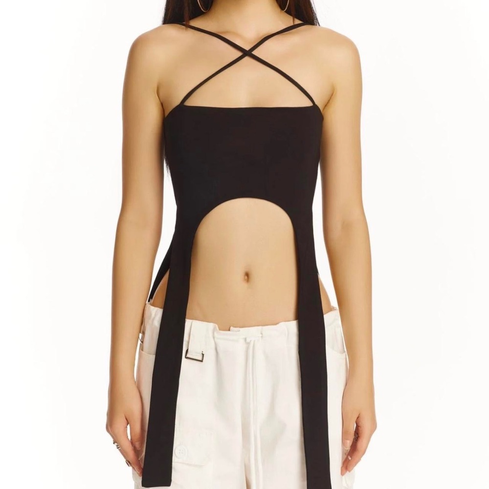 the kript stellan top
black size xs
never been worn, tags and in same packaging